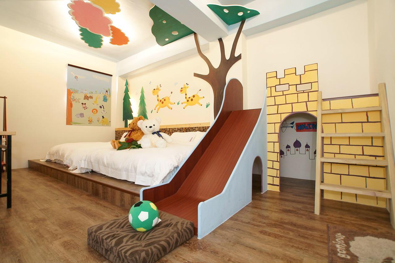 達樂斯電梯民宿dollars Bnb Taitung Luaran gambar